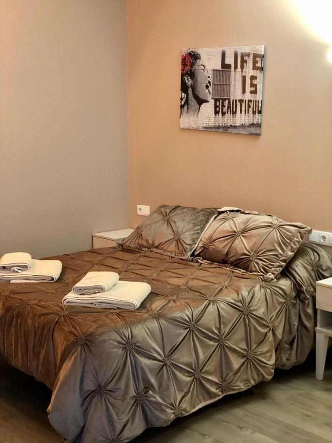 ميريذا Catedral Apartamentos Parking المظهر الخارجي الصورة